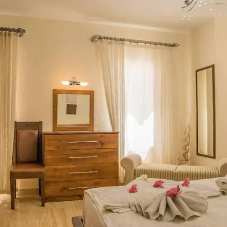 Dazmanda Villa *